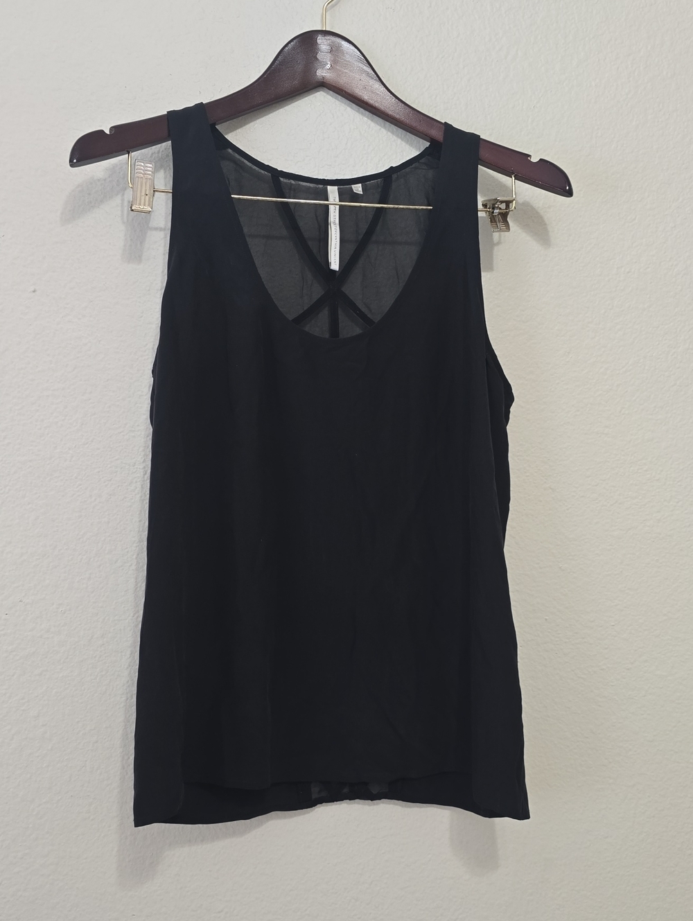 Twelfth Street by Cynthia Vincent Black Sleeveless Tank with Strappy Back S